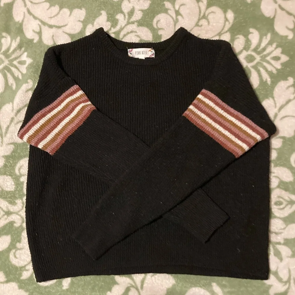 Pink Rose Black Crew Neck Sweater - Picture 1 of 4